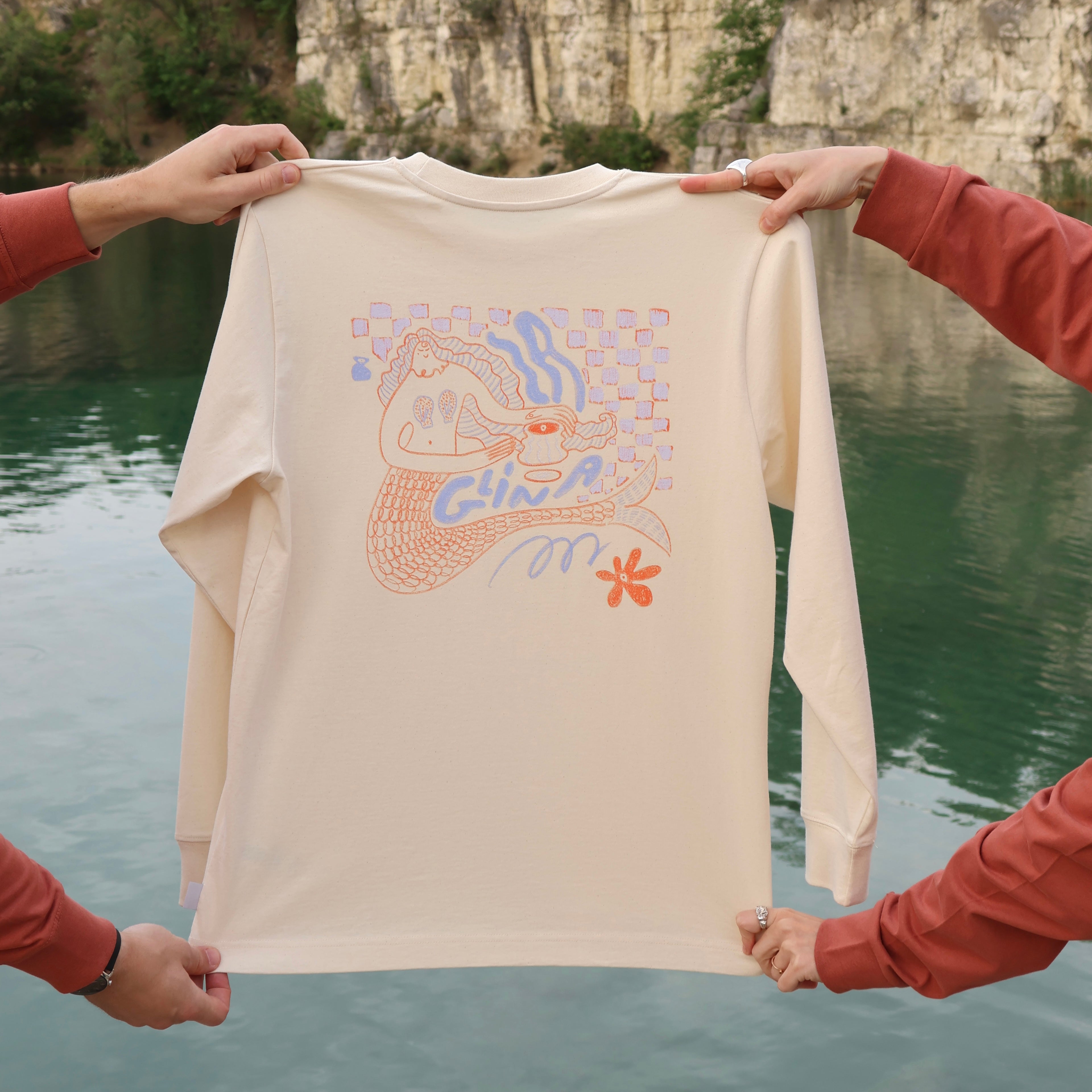 longsleeve kremowy